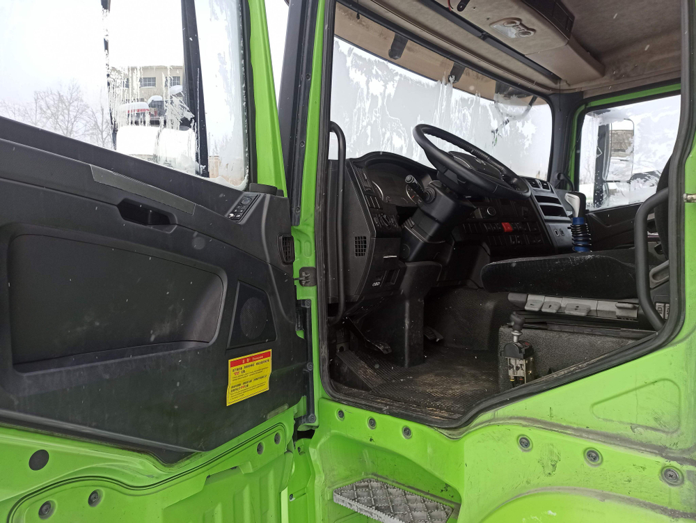 Shacman (Shaanxi) SX* 8x4 Самосвал SX33186V366 (Дизельный, 11,6 л, 423 л.с., МТ)