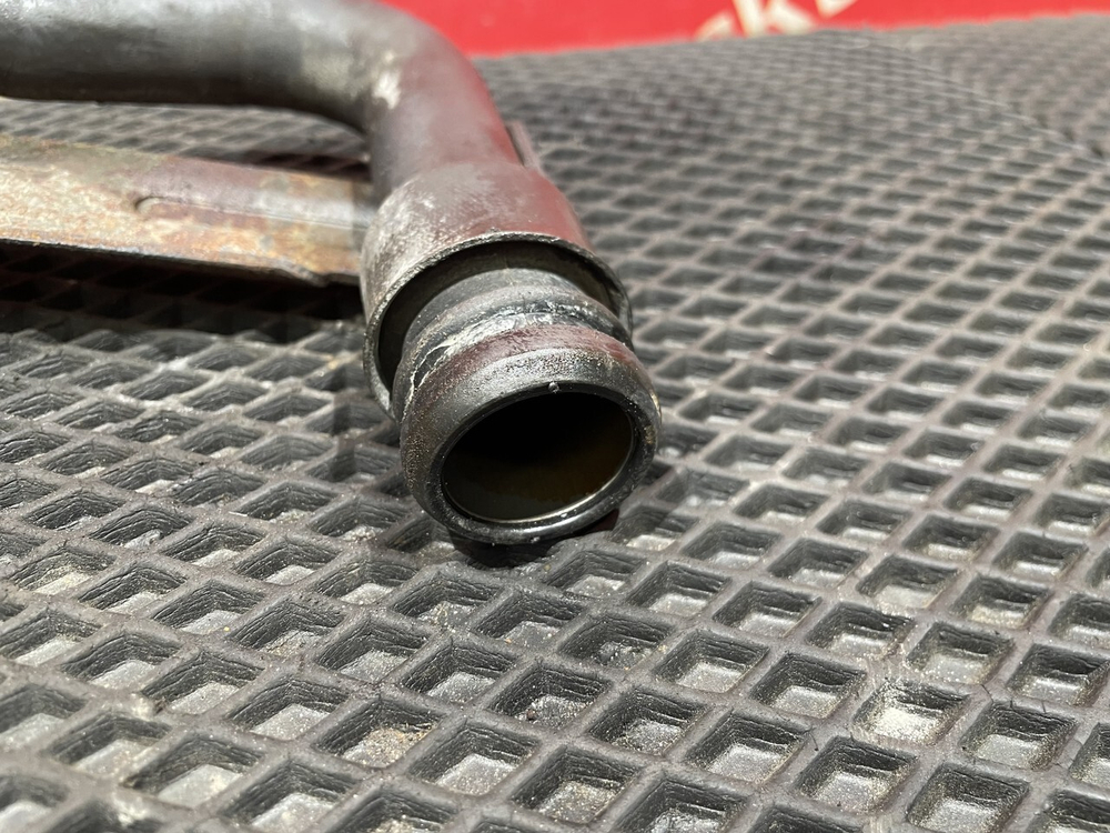 Трубка охлаждающей жидкости 2021г