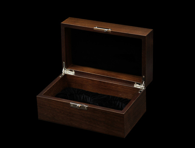 Футляр из ореха. Для двух бокалов виски. (Без бокалов!)