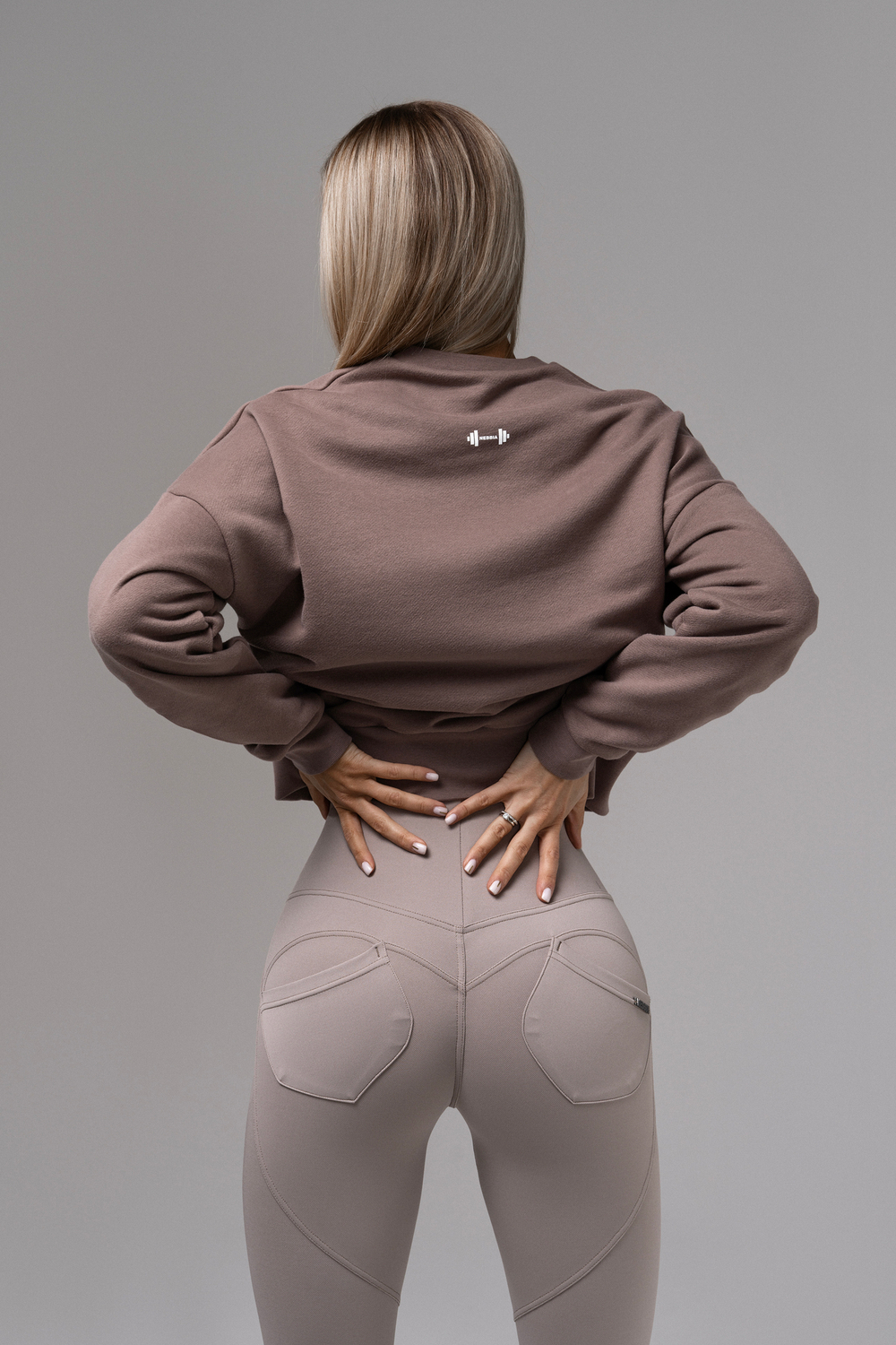 Брюки Nebbia High Waist & Lifting Effect Bubble Butt pants 587 Cream