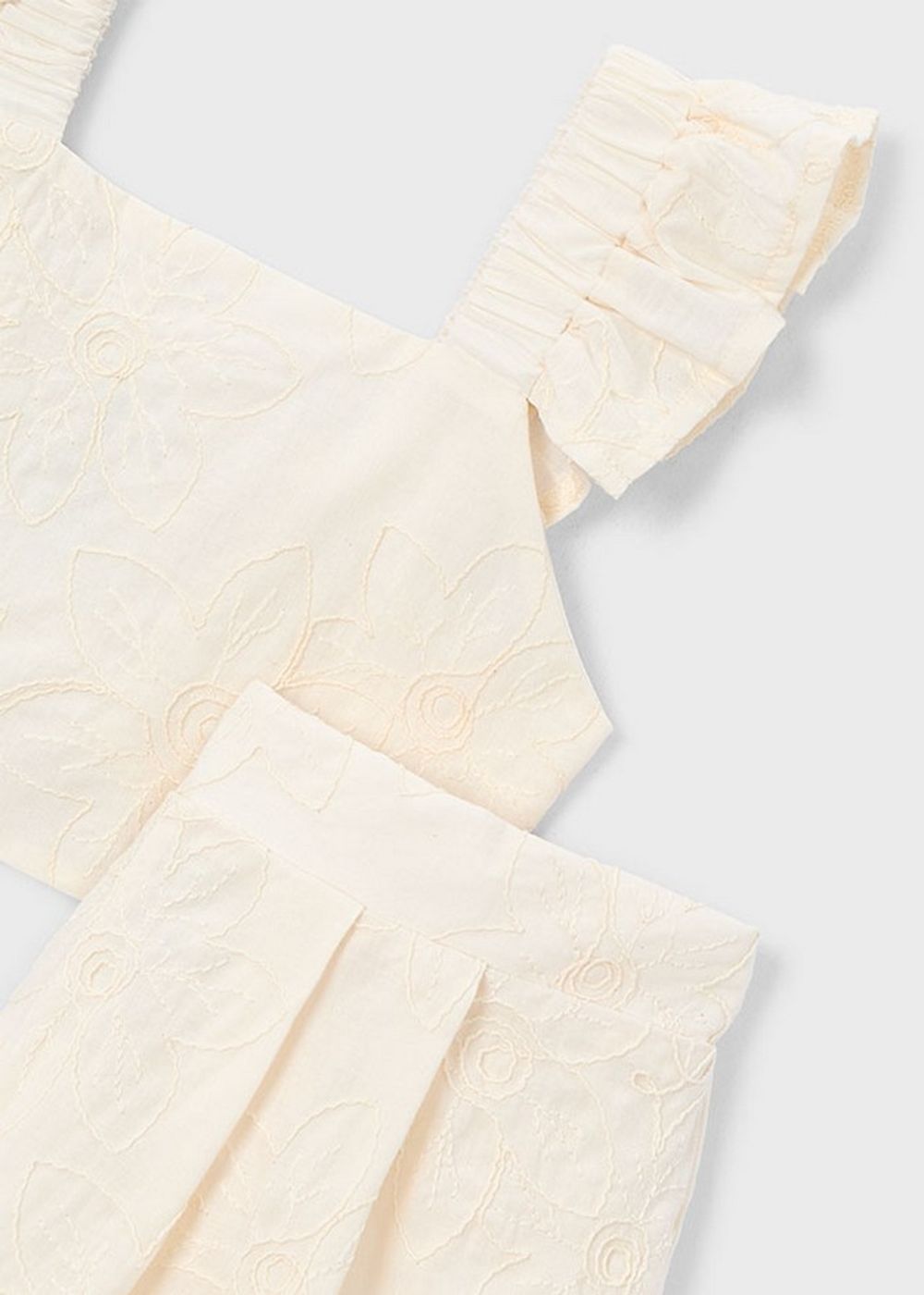 топ с шортами