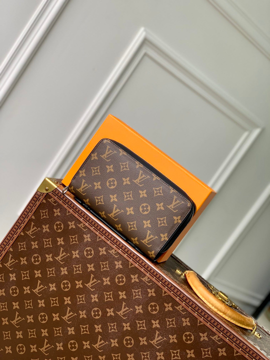 Louis Vuitton Zippy XL Wallet
