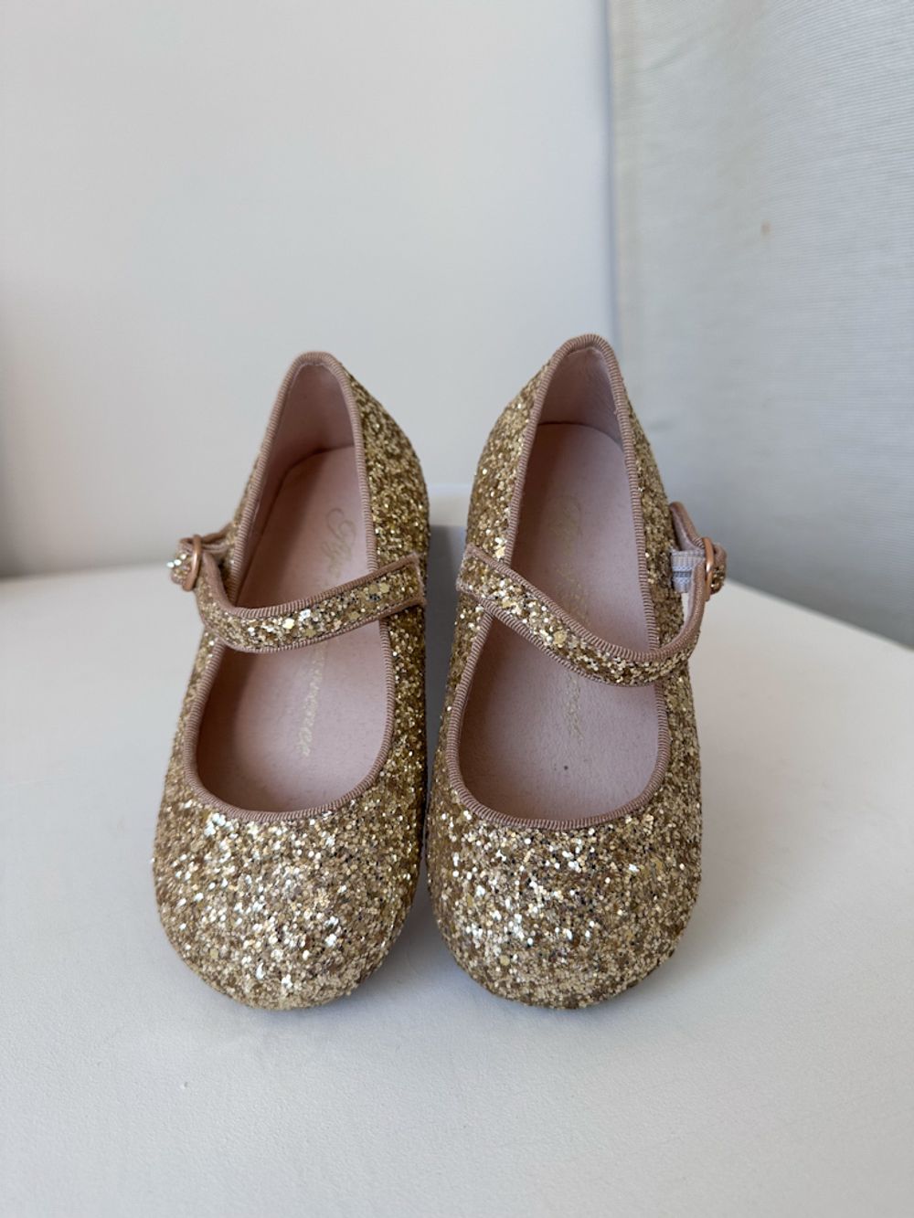 Новые туфли Age of Innocence, 25,5