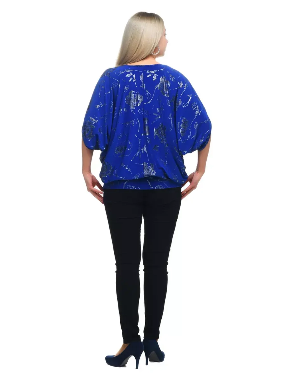 Блузка нарядная без рукавов