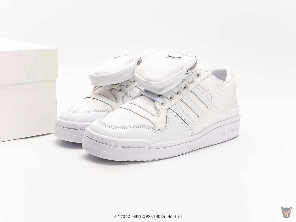 Кроссовки Prada x Adidas Originals Forum Low