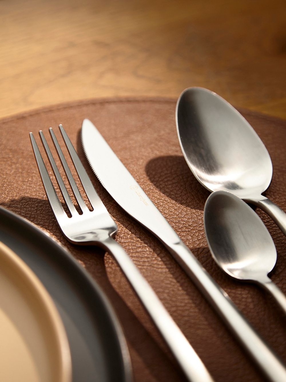 Набор столовых приборов Pure, серебристые матовые, 16 пред.