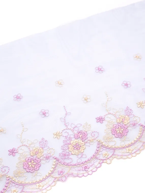 05-84 ОПТ Вышивка на неэл. сетке 20 см, голубой/лиловый/желтый