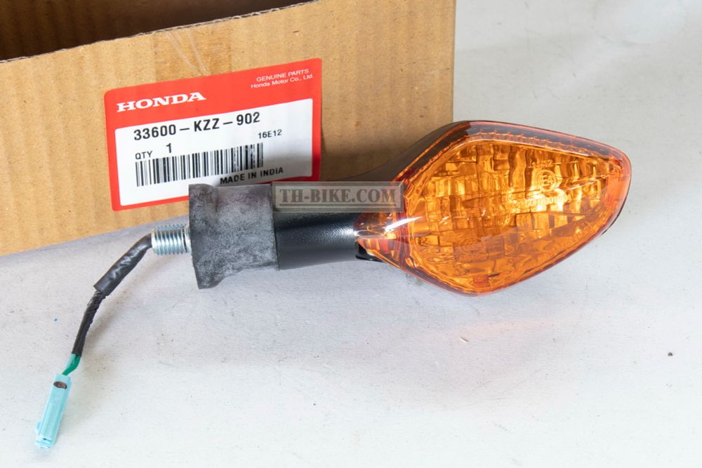 33600-KZZ-901 (33600-KZZ-902). WINKER ASSY., R. RR. (12V 21W). Rear right turn light Honda CRF250L-M 2012-2016