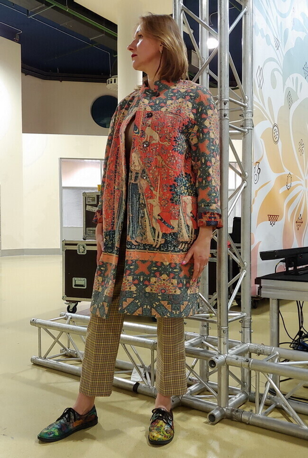 Пальто "Дама с единорогом", по мотивам серии средневековых гобеленов