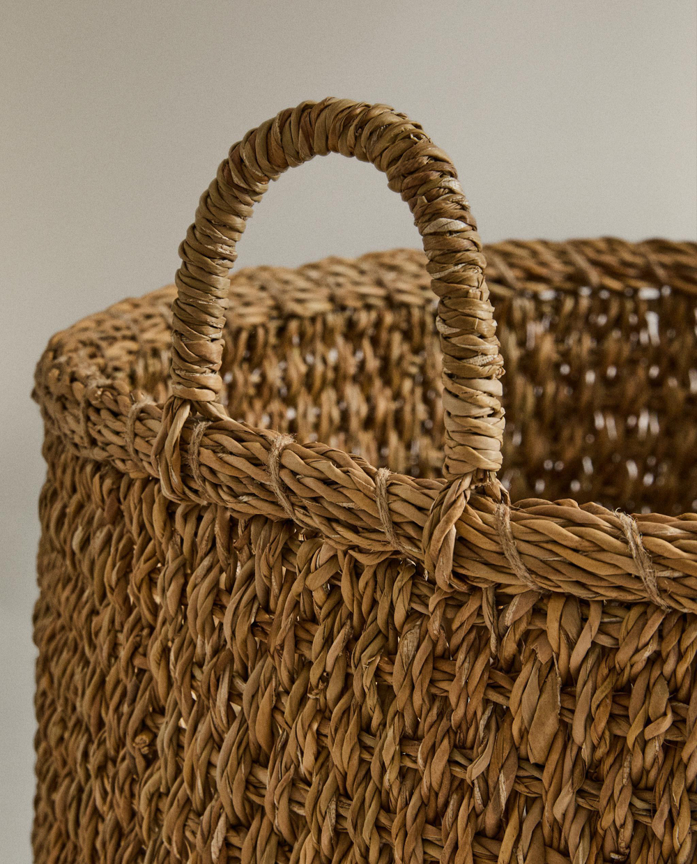 Zara Home Корзина из морской травы, цвет бежевый, 30 см · 8315/049
