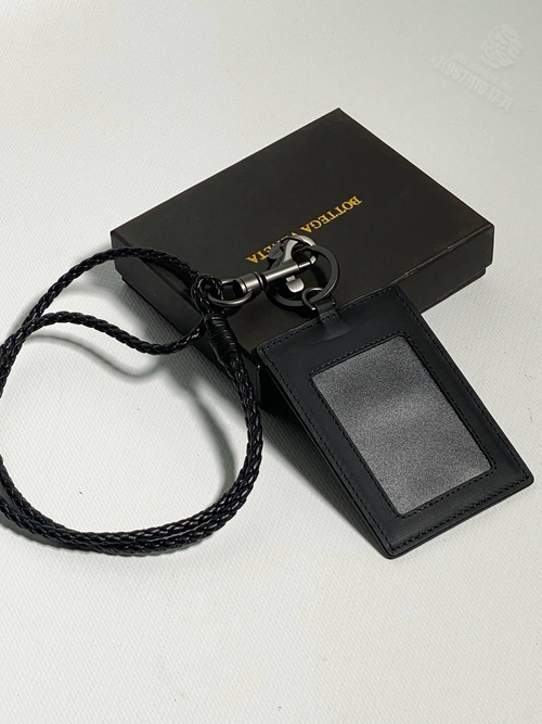 Визитница-пропуск Bottega Veneta