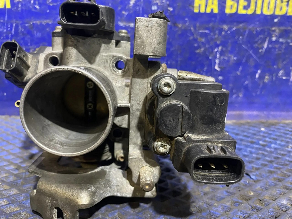 Дроссельная заслонка TOYOTA DUET 1998-2000