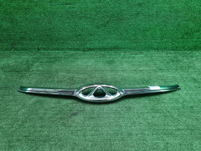 Накладка решетки радиатора Chery Tiggo 4 (18-23)