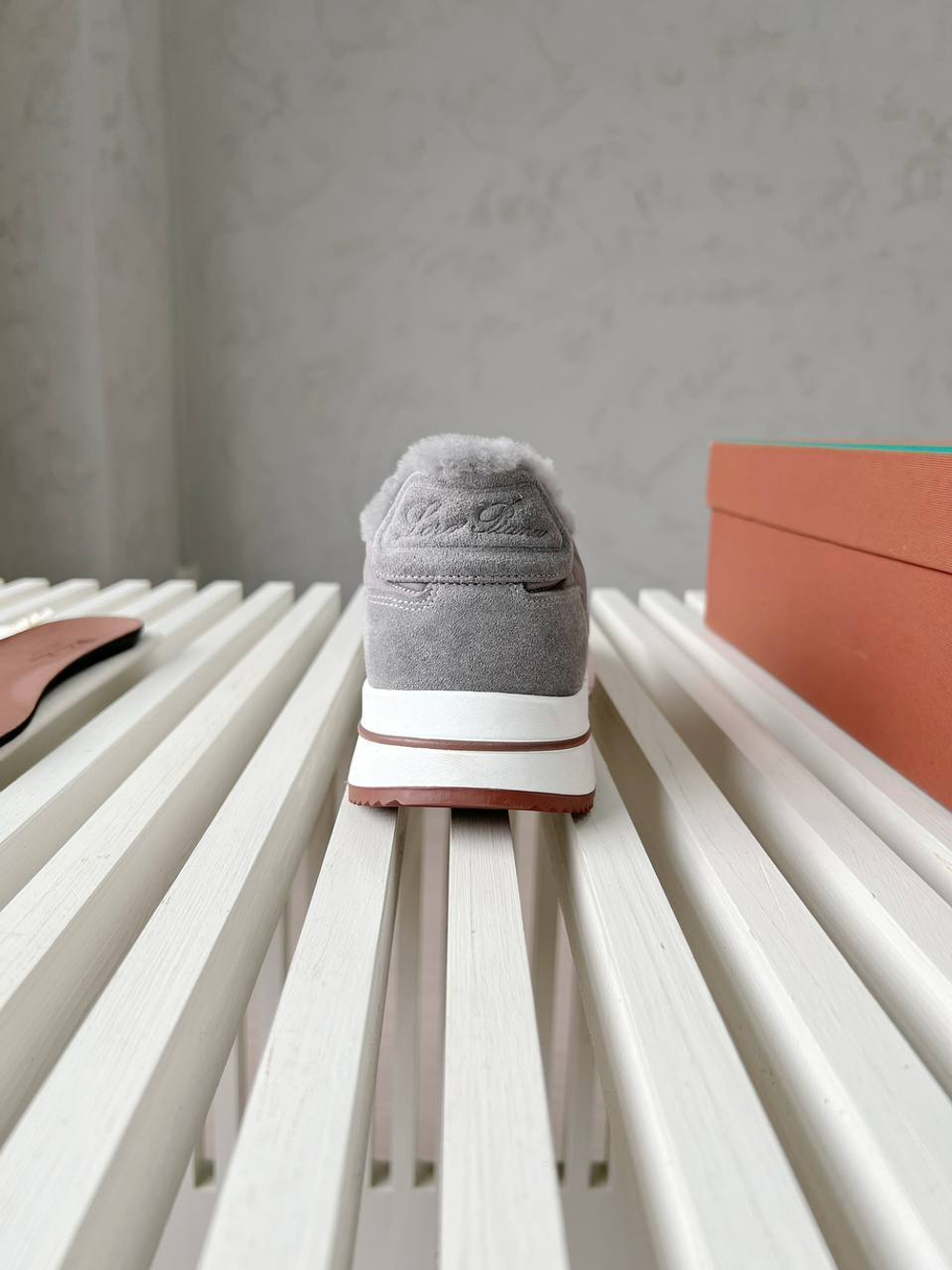 Зимние кроссовки Loro Piana Week End Walk