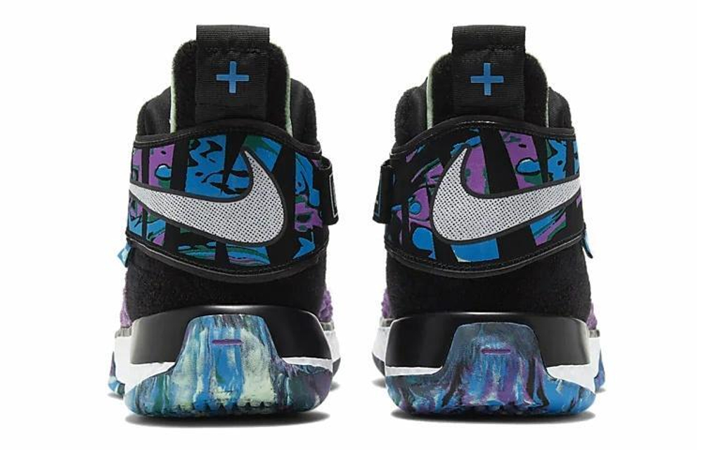 Кроссовки Nike Unvrs Air Zoom