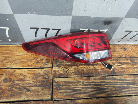 Фонарь задний левый LED Kia Rio 4 (FB) 20-нв Б/У Оригинал 92401H0600