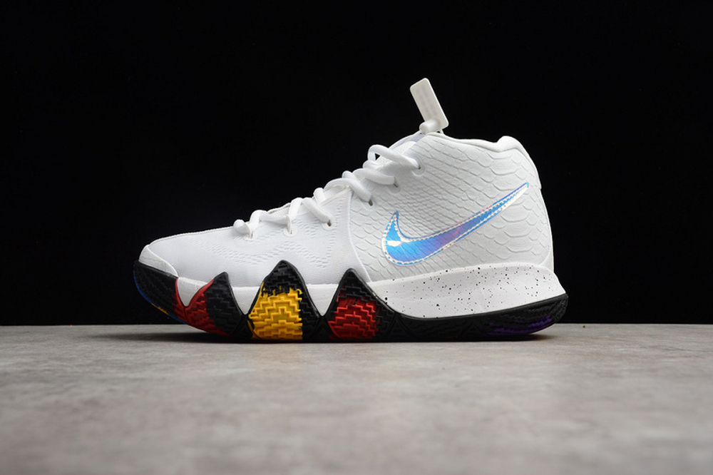 Купить в Москве баскетбольные кроссовки Nike Kyrie 4 NCAA