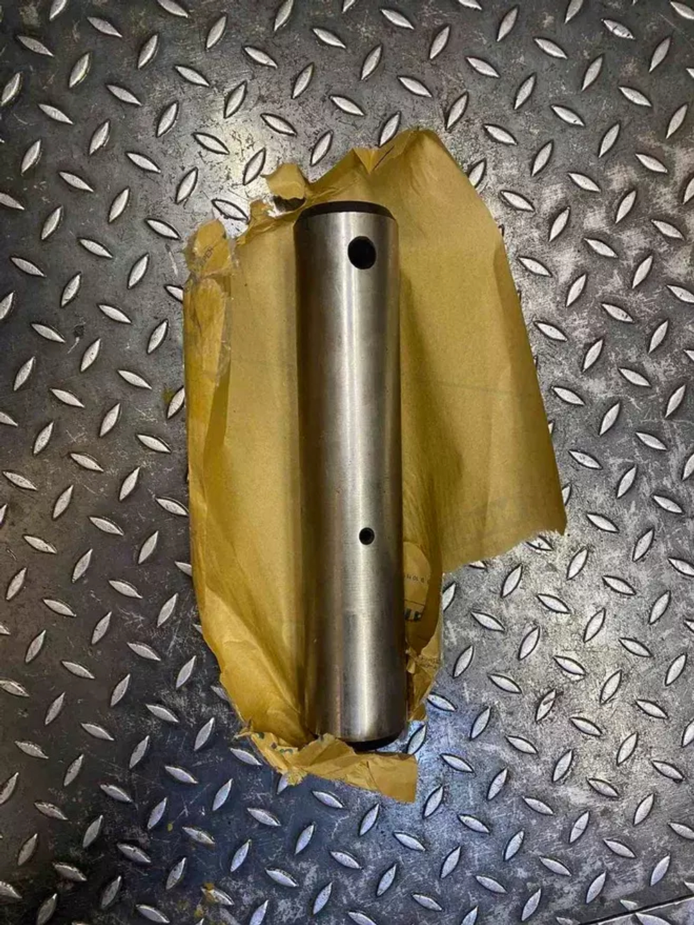 Палец г/ц переднего отвала JLV1627