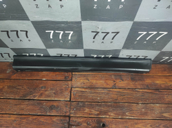 Накладка двери передней правой Mazda CX-5 2 (KF) 17-нв Б/У Оригинал KB7W51RA1