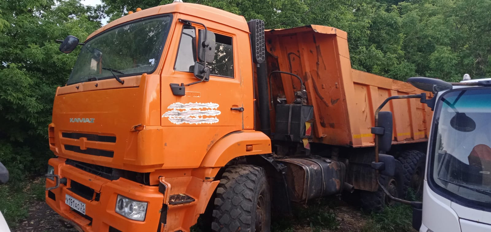 КамАЗ 65222 6x6 Самосвал 65222-53 (Дизельный, 11,8 л, 400 л.с., МТ)