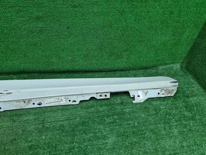 Накладка порога правая BMW 3er F30 (2011-2020)