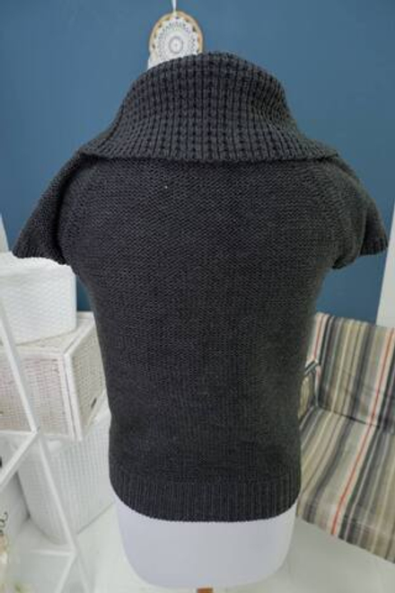 Кофта Yessica на пуговицах 44 размер