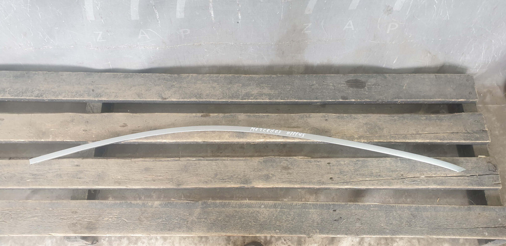 Молдинг двери передней правой Mercedes S (W222) 13-20 Б/У Оригинал A2226989600