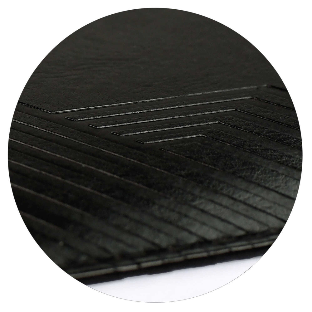 Ежедневник датированный 2026 ESCALADA, А5, 176 л., арт. 70218/ 15 САРИФ ЧЁРНЫЙ (кожзам: 146x211 мм, твёрдый переплёт с поролоном, материал обложки: искусственная кожа "Сариф"; декор: блинтовое тиснение; способ крепления блока: ниткошвейный; вн. блок: