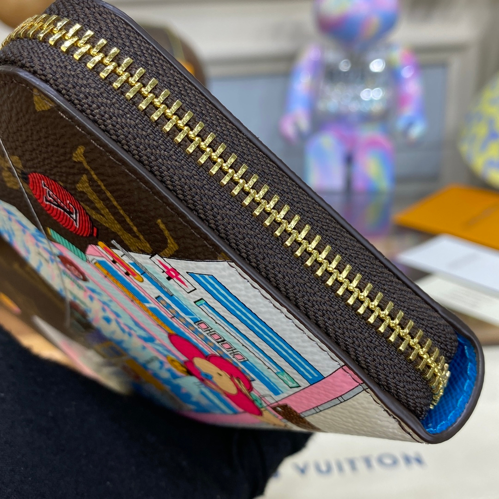 Louis Vuitton Zippy Wallet