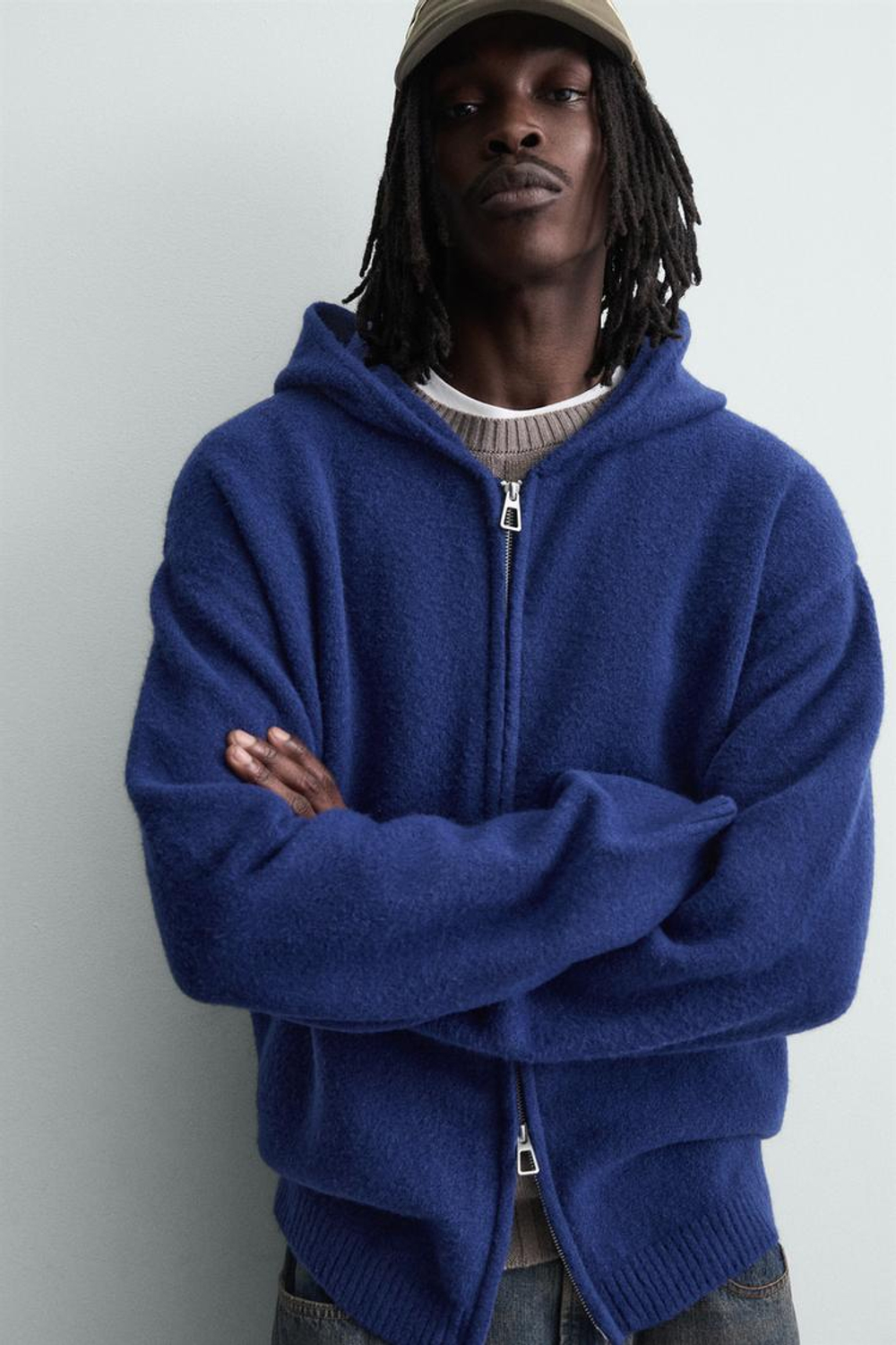 ZARA КАРДИГАН С КАПЮШОНОМ, ЯРКО-СИНИЙ