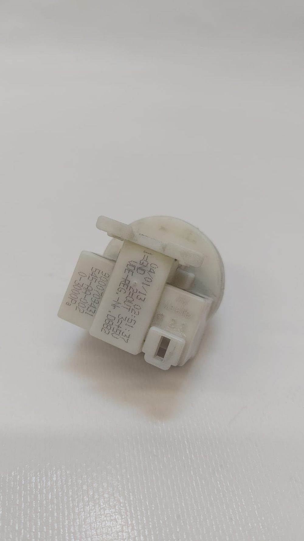 26 Датчик уровня для стиральных машин Bosch Siemens 9000709431 б/у