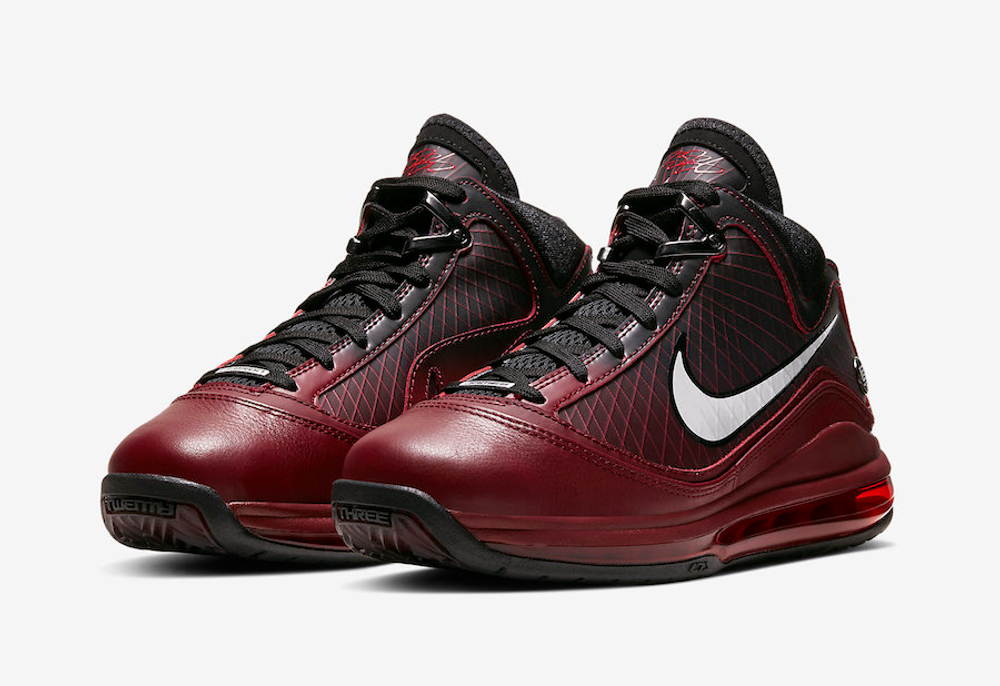 Заказать Nike LeBron 7 Christmas