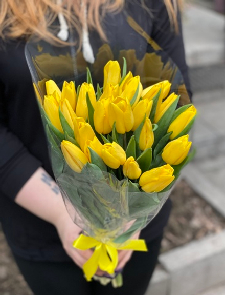 Букет из желтых тюльпанов "Yellow Tulips"