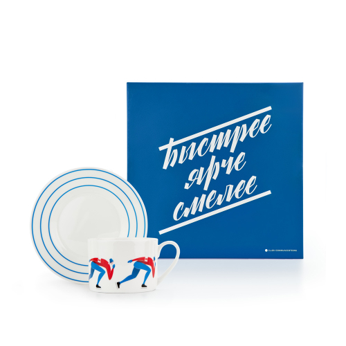 Чайная пара Farforite «Конькобежец / Спортсмены» 250 мл в подарочной коробке, белая / синяя / красная