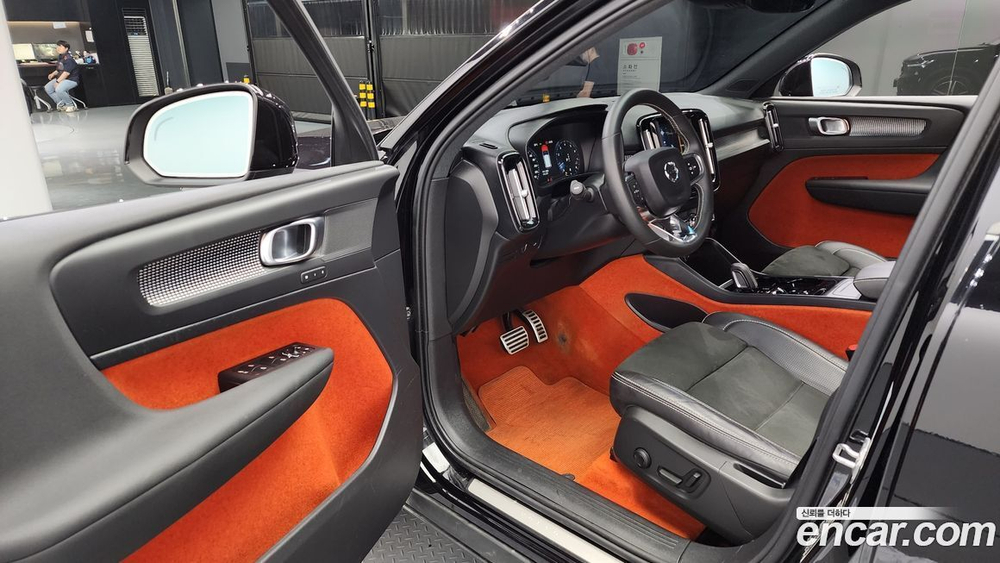 Volvo XC40 B4 R-Design (12.2020)