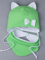 Шапка для девочки с ушками осенняя и снуд