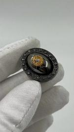 Накладка на пуговицу с чёрной вставкой