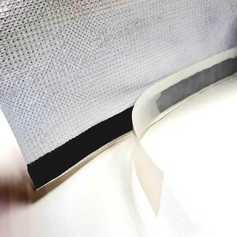 Самоклеящаяся пароизоляционная лента для окон и дверей /Липлент МФТС/ 25 метров