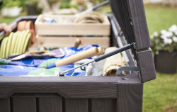 Пластиковый сундук Keter Rockwood 570 л brown