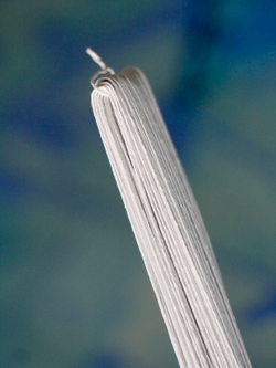 Проволока японская длинная формат U № 30 Белая, длина 72 см согнута пополам, 100 штук.