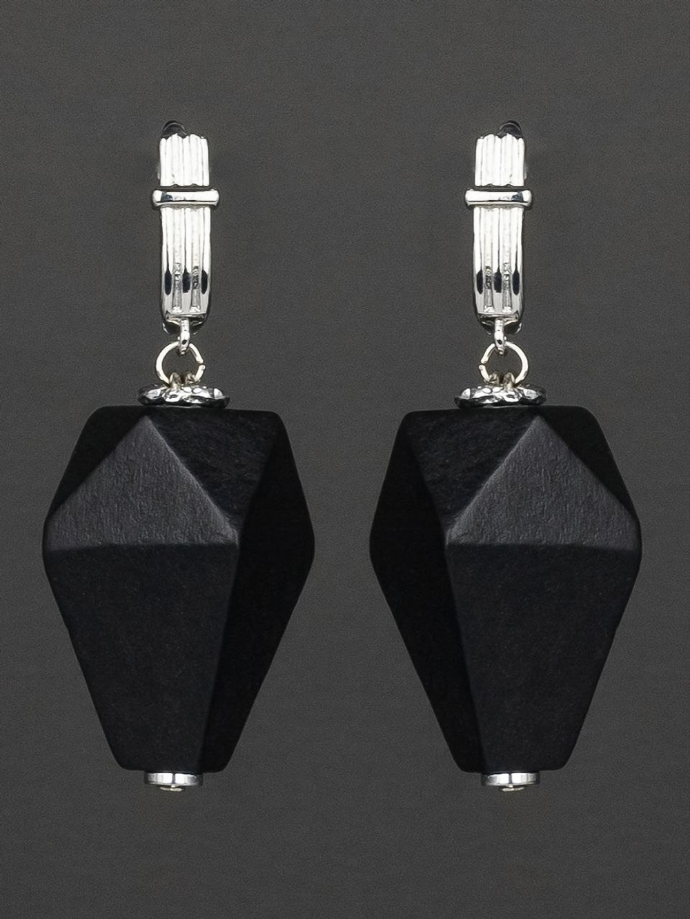 HMG 1350 Wood Cone black mix Серьги арт.0950