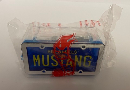 Hot Wheels Avon Park'n'Plate '68 Mustang (1998)