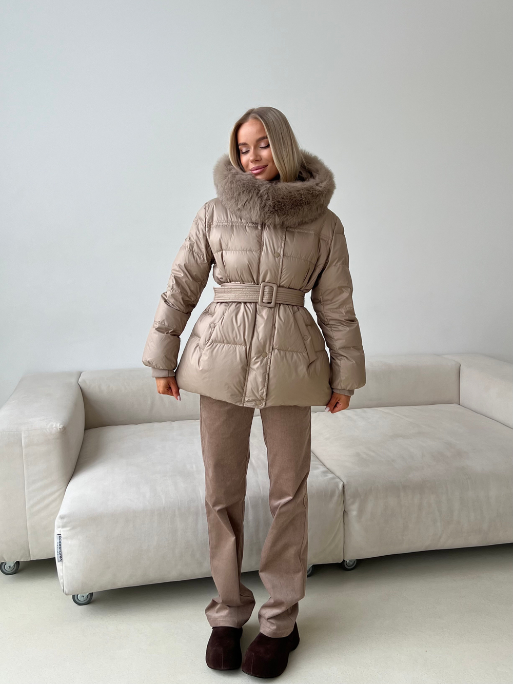 Пуховик Fresh миди с поясом песочный