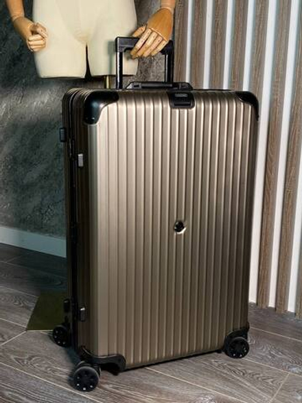 Чемодан Rimowa