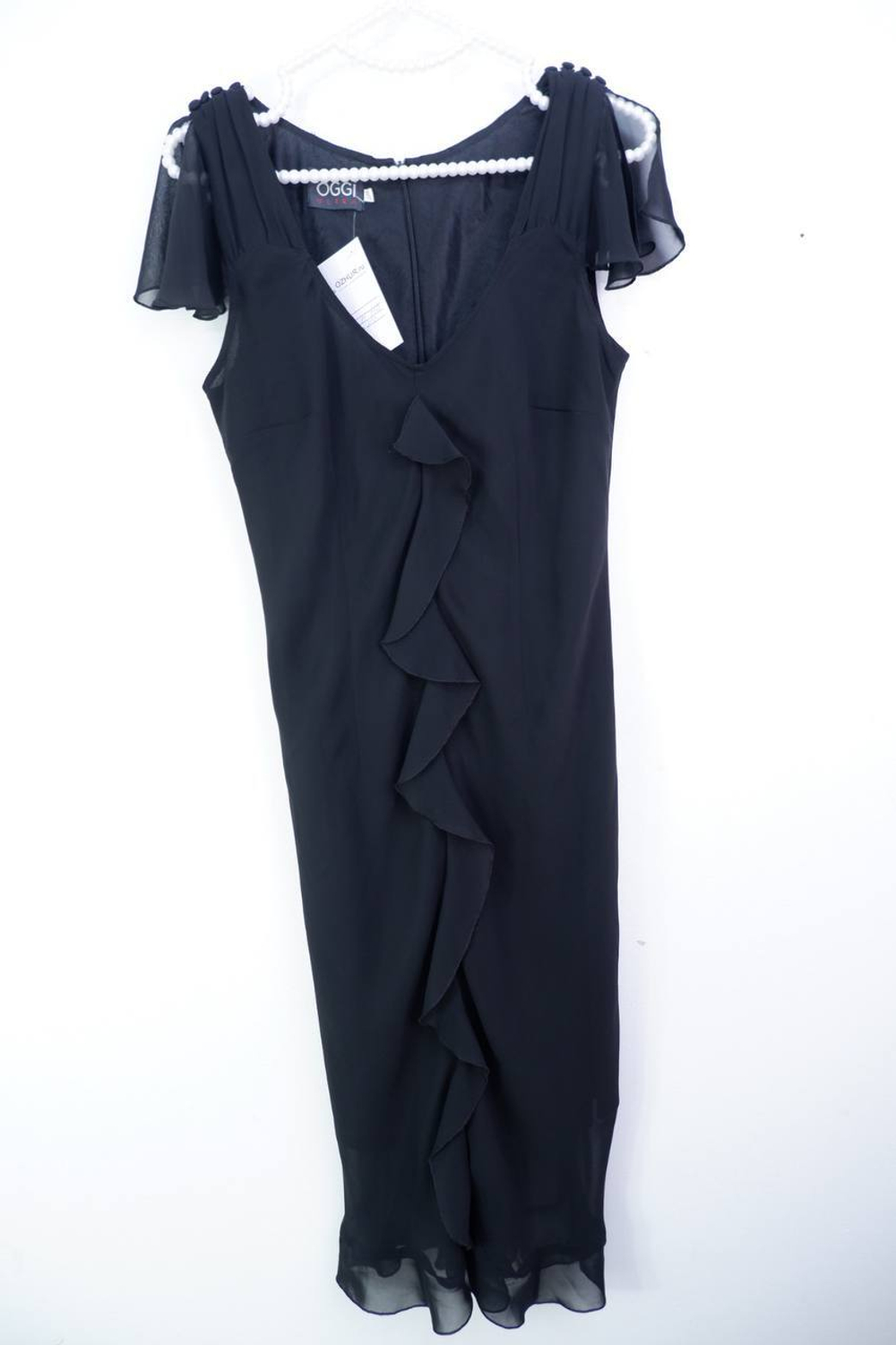 Платье OGGI лаконичное, но с интересными деталями 46 размер