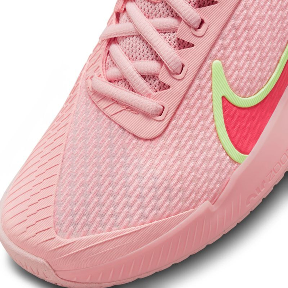 Женские Кроссовки теннисные Nike Zoom Vapor Pro 2 HC - pink bloom/adobe/hot punch/barely volt