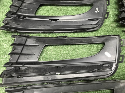 Накладка ПТФ правая VW Polo sedan 5 (2015-2020)