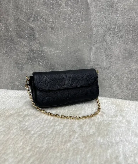 Кошелек женский Louis Vuitton Ivy на цепочке черный