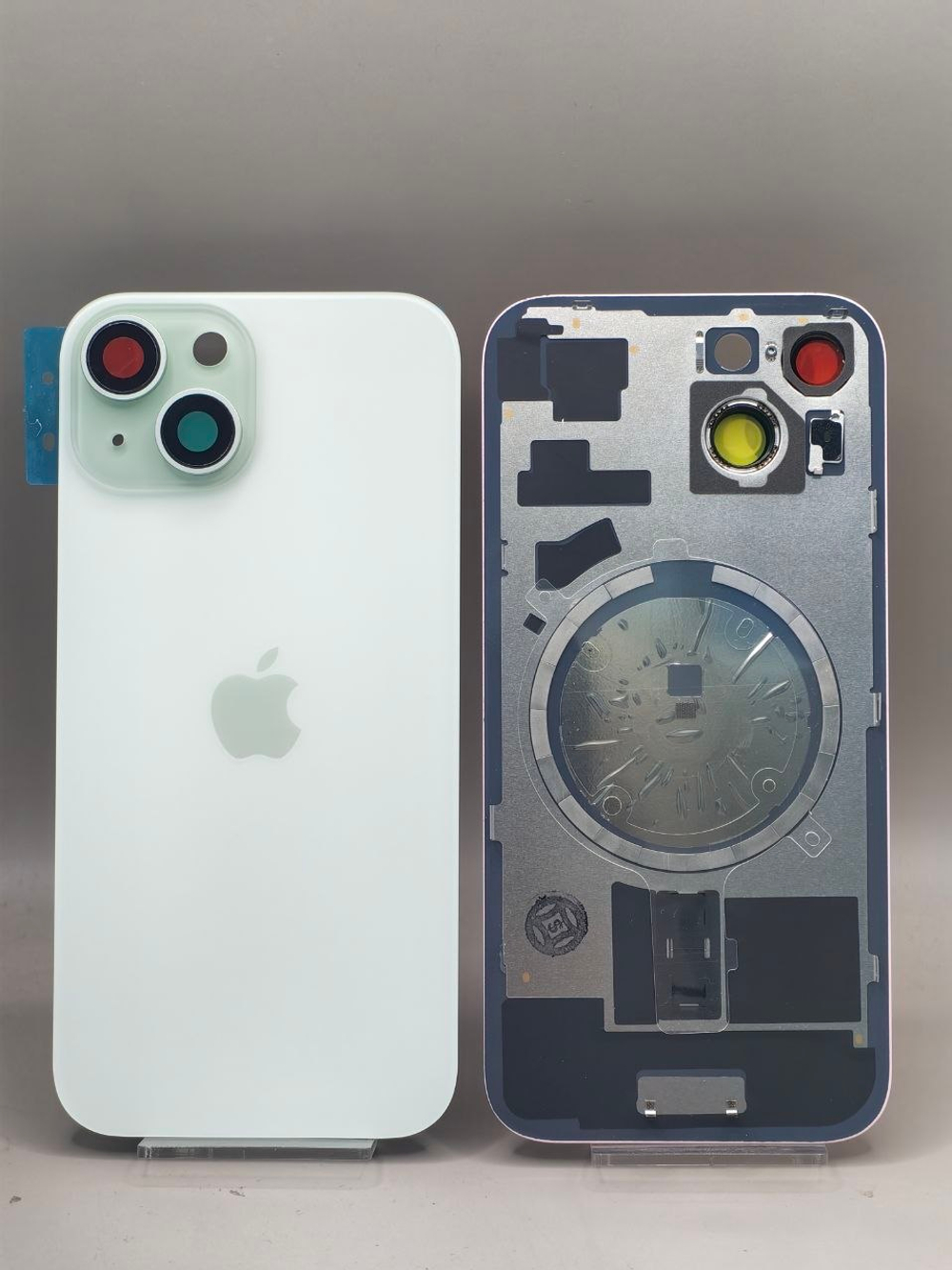 Крышка iPhone 15 Green/ Зеленая ориг