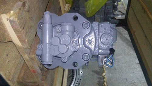 Гидравлический насос на экскаватор Hyundai R180LC-7 (31N5-10010)